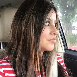 Meet your Posher, Aadriana